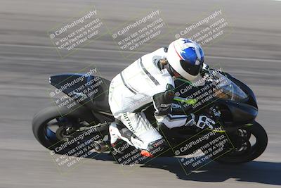 media/Dec-10-2023-SoCal Trackdays (Sun) [[0ce70f5433]]/Bowl (1020am)/